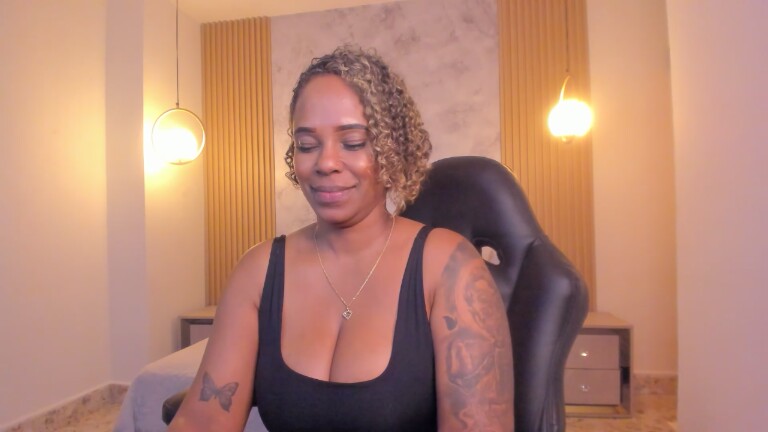 AyanaBrown's Streamate show and profile