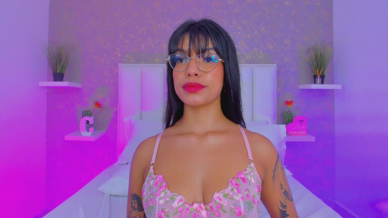 CarolGomeez's Streamate show and profile