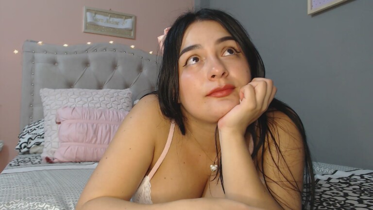 Cintia_Lin's Streamate show and profile