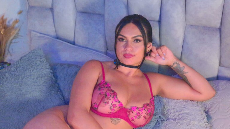 MaiaCooper's Streamate show and profile