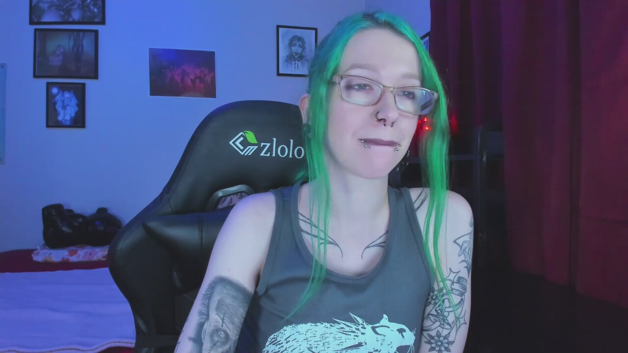 NikkiVill