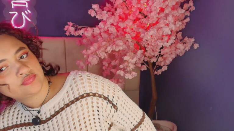 ZarahRosse's Streamate show and profile