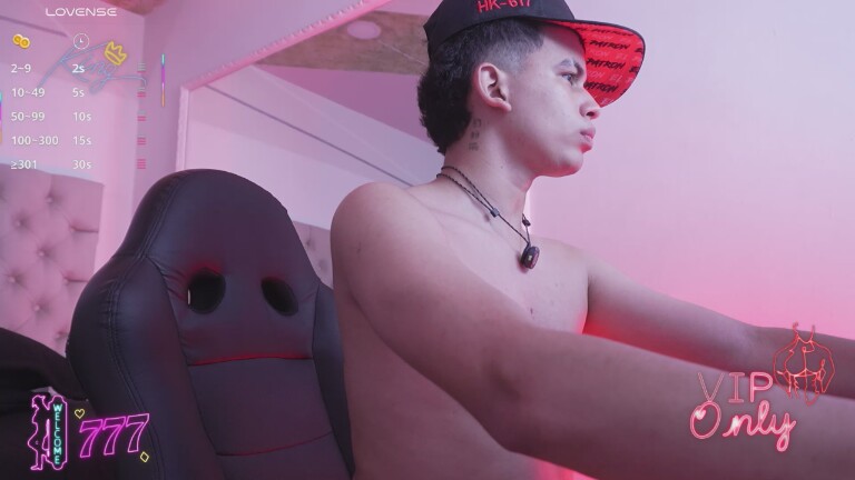 DrakoStone's Streamate show and profile