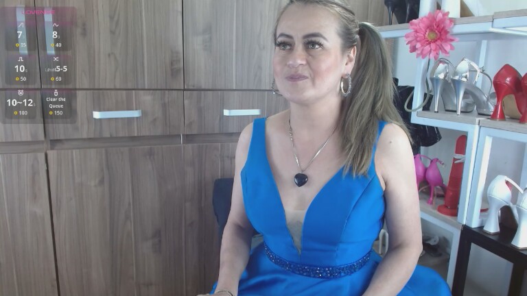 Maghenta's Streamate show and profile