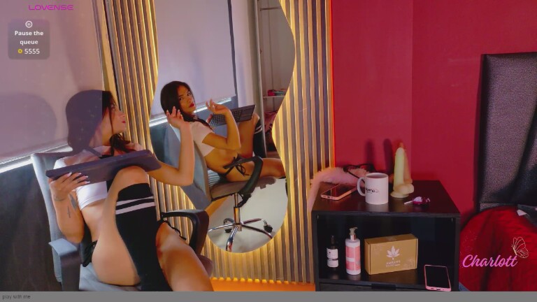 charlott_22's Streamate show and profile