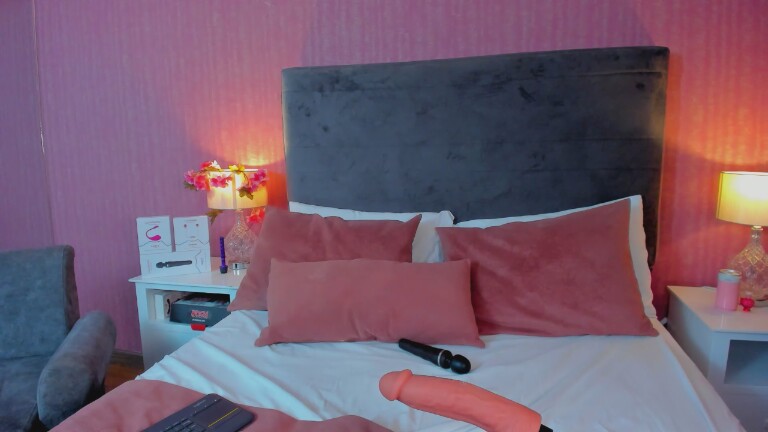 TinaClaytoon's Streamate show and profile