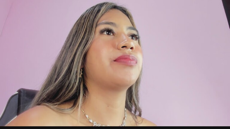 KatiaRosee's Streamate show and profile