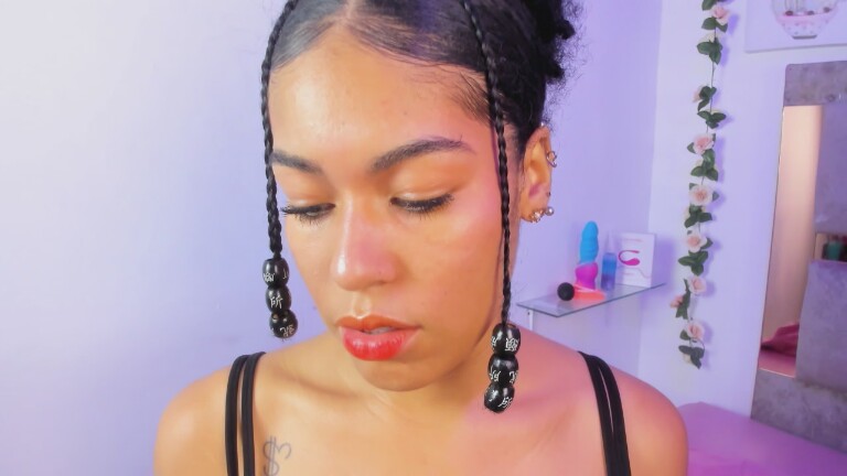 BaddieDelayla's Streamate show and profile