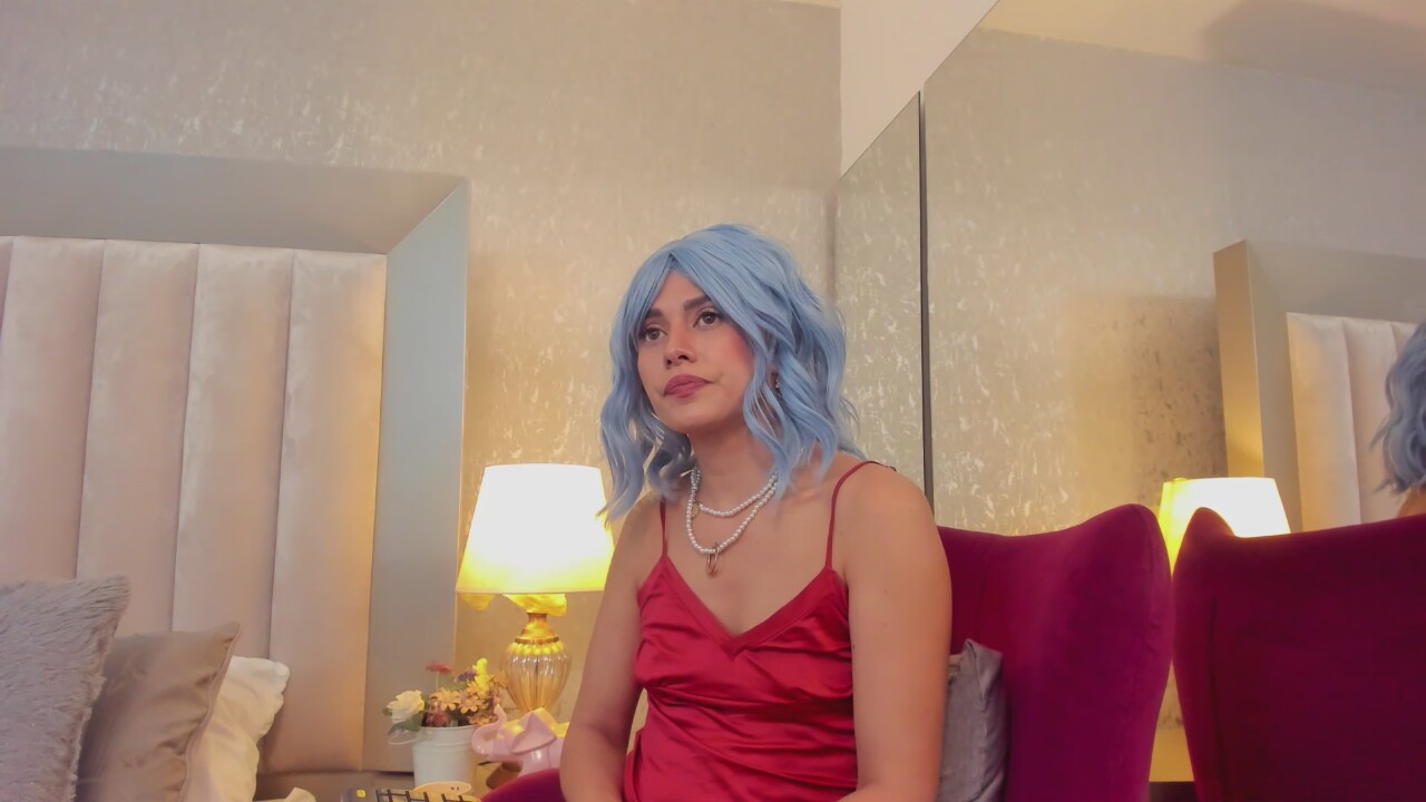 Lila_Salmon