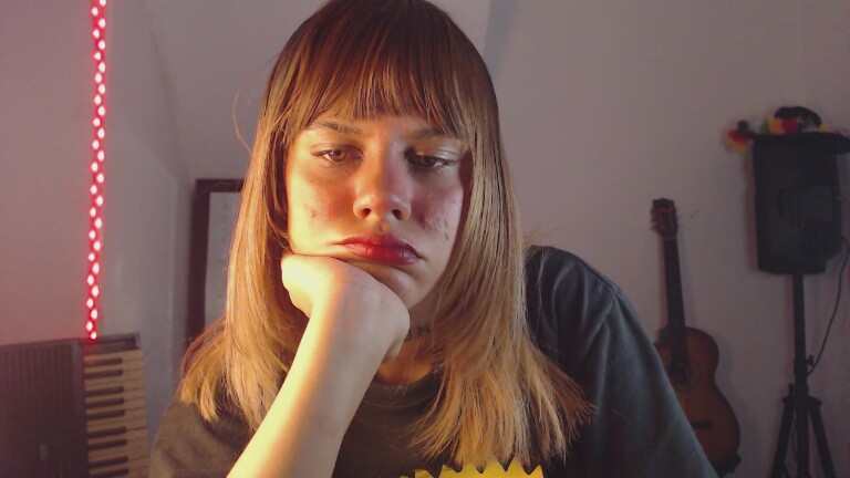 VictoriaDinucci's Streamate show and profile