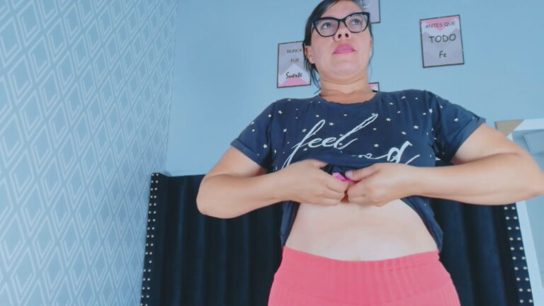 Hotlatinateacher's Streamate show and profile