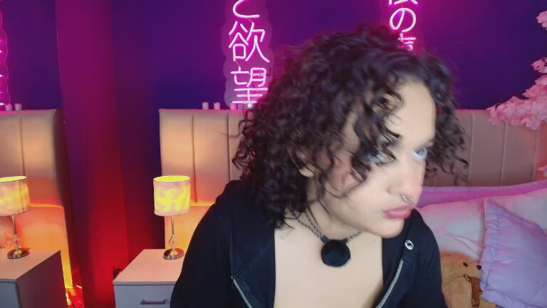 ZarahRosse's Streamate show and profile