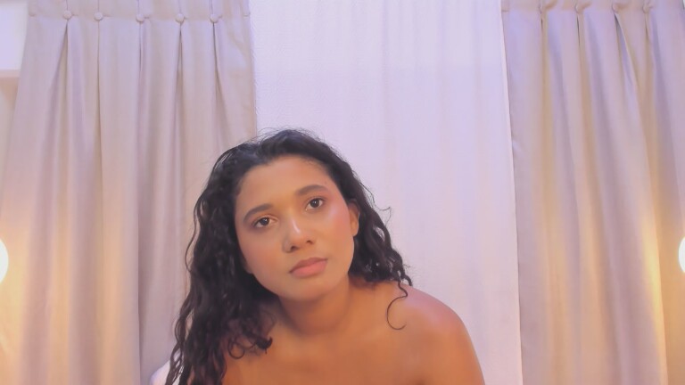 Soffivega's Streamate show and profile