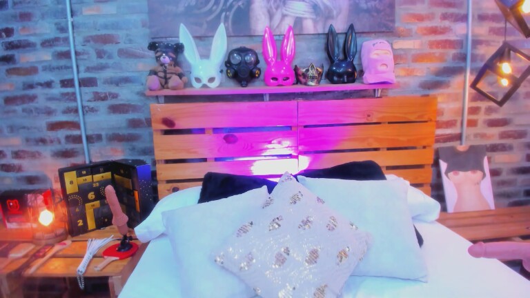 ToryStClair's Streamate show and profile