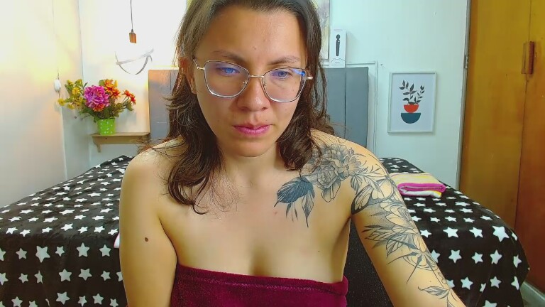 Lucia_s's Streamate show and profile