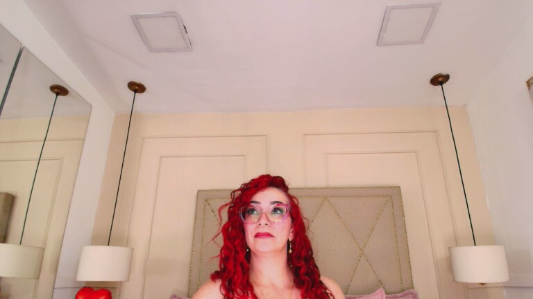 ScarletthVega's Streamate show and profile
