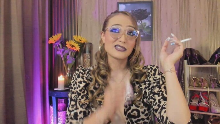 AdeleMour's Streamate show and profile