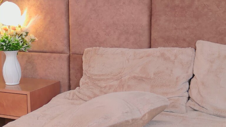 CamilaVoss's Streamate show and profile