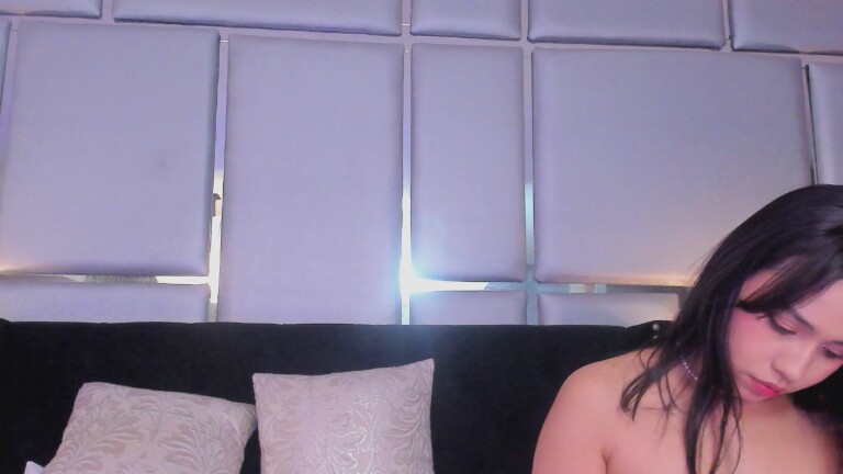 EmilyBlack69's Streamate show and profile