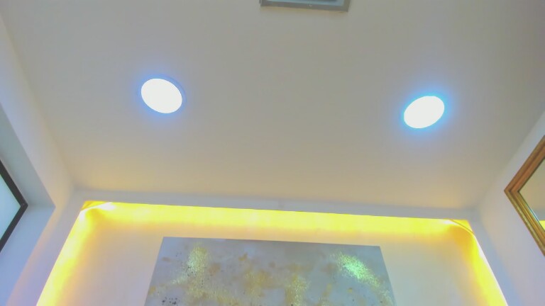 EmmaAbriil's Streamate show and profile