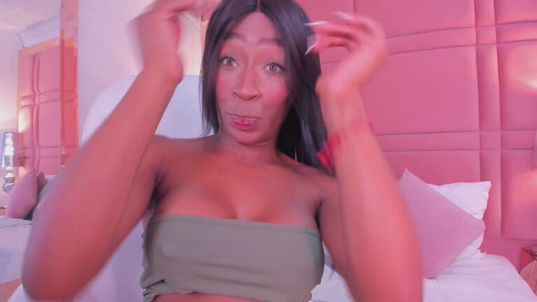 hollyBrisstol90's Streamate show and profile