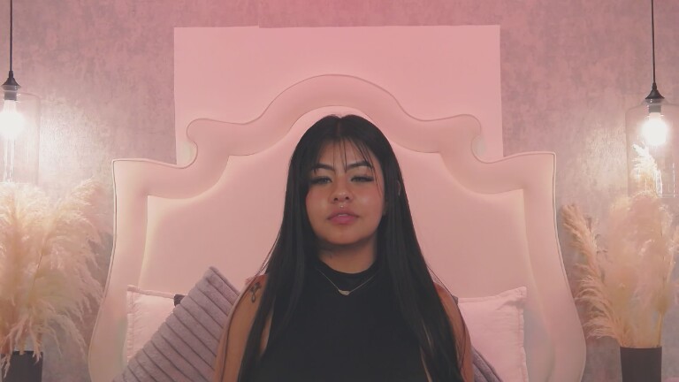 LilyVegaa's Streamate show and profile