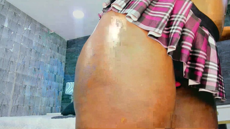 KarinaScandon's Streamate show and profile