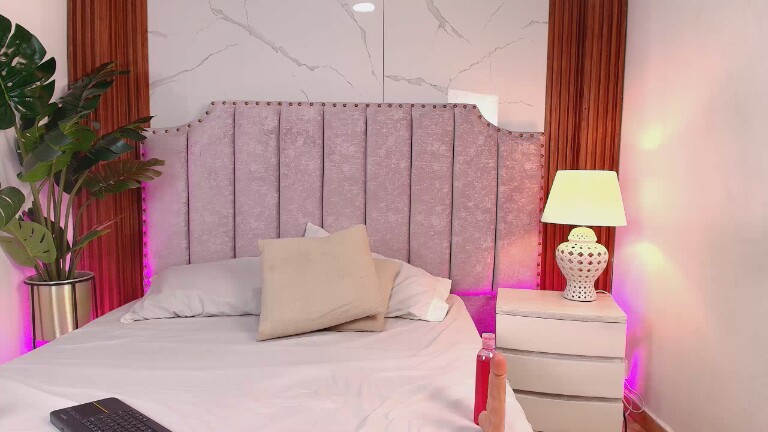 Katy_606's Streamate show and profile