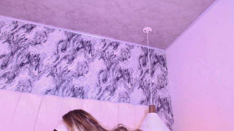 Karoline_606's Streamate show and profile