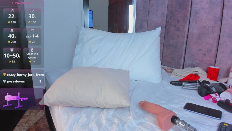 Anniitaa's Streamate show and profile