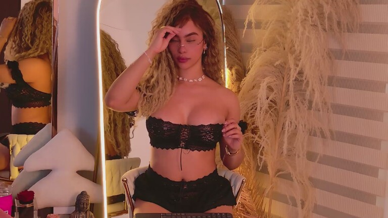 GingerPiiaf's Streamate show and profile