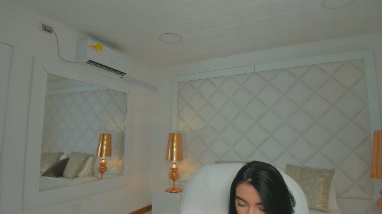 Sussan_White's Streamate show and profile