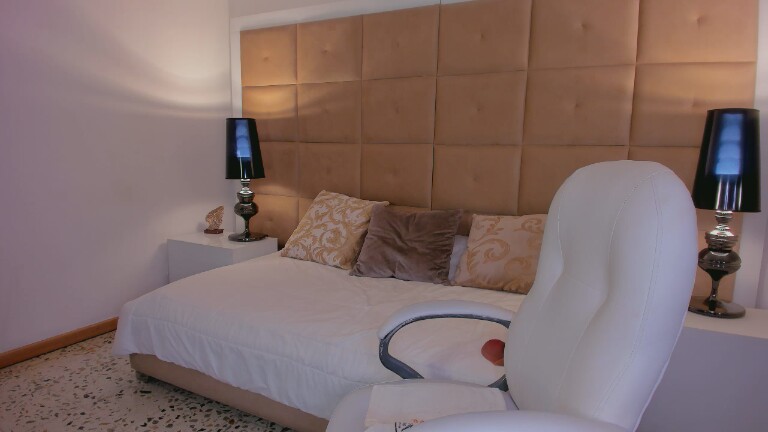 MeganTaylor99's Streamate show and profile