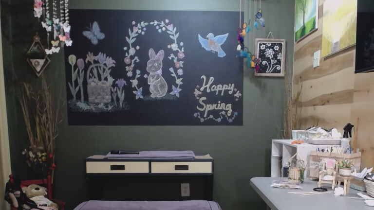 Adrianna_4u's Streamate show and profile