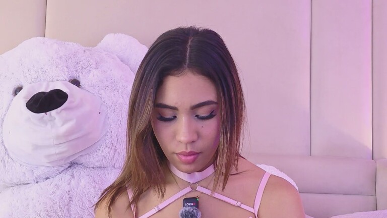 GiaSkye's Streamate show and profile