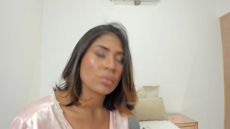 EmmaClayton's Streamate show and profile