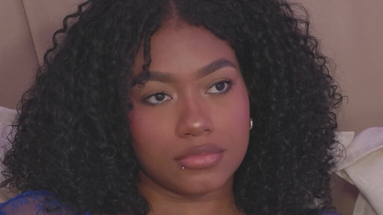 Saraa_Gomez's Streamate show and profile