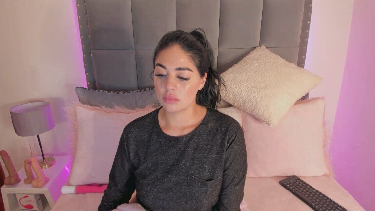 lore123's Streamate show and profile