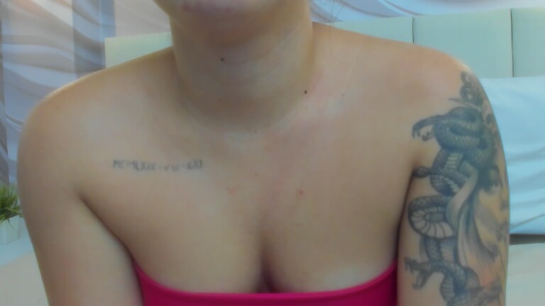 Martina_conor's Streamate show and profile