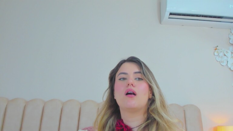 SelenaMontreall's Streamate show and profile